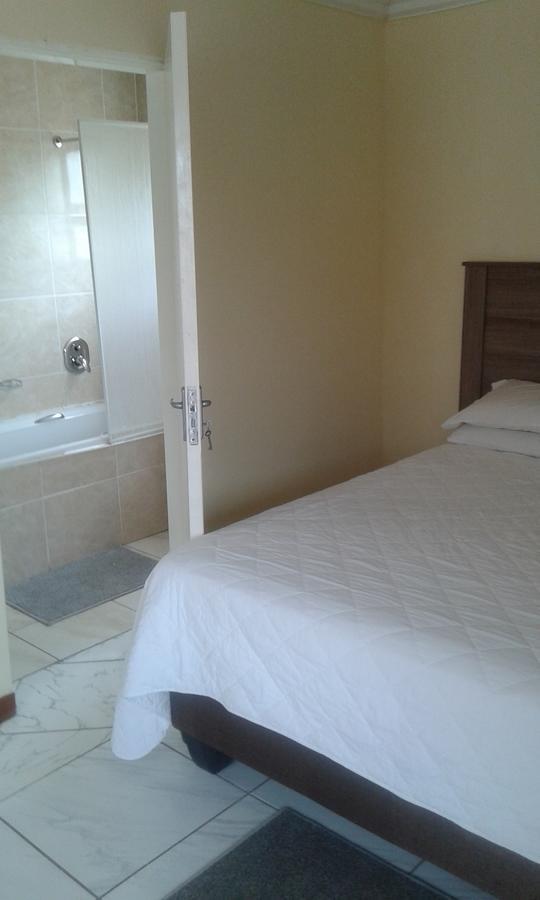 Asda Guesthouse Mogwase Exterior foto